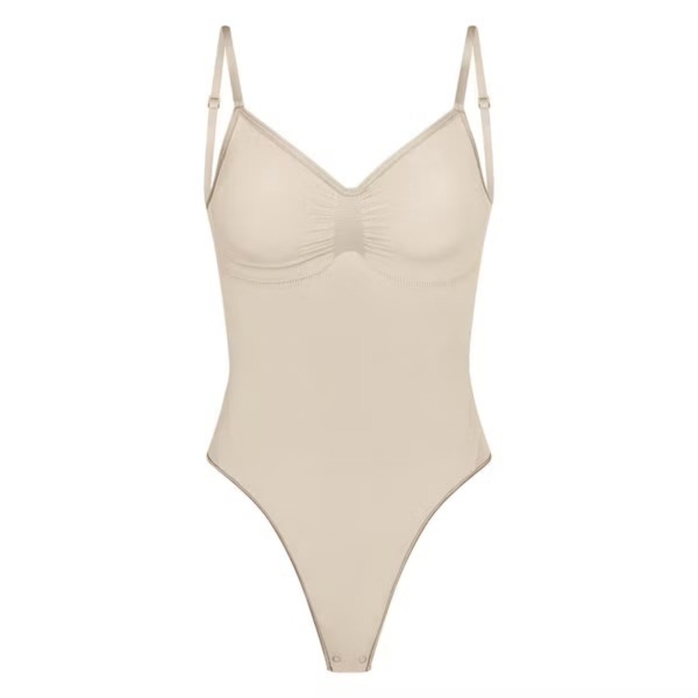 SKIMS Seamless Sculpting Bodysuit Sand Beige XXS XS Adjustable Straps